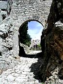 Saturnia: la Porta Romana